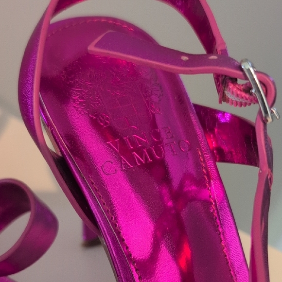 Vince Camuto Metallic Pink Heels - Picture 6 of 9